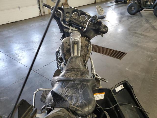 2010 HARLEY-DAVIDSON FLHTCU 1HD1FC416AB637518