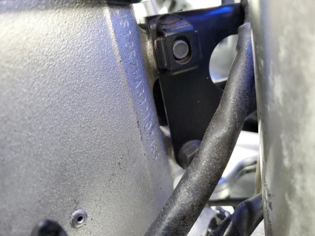 2003 SUZUKI 1000 MC - JS1GR7HA332102485