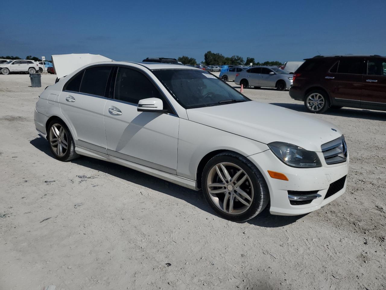 WDDGF4HB1DR299239 2013 Mercedes-Benz C 250