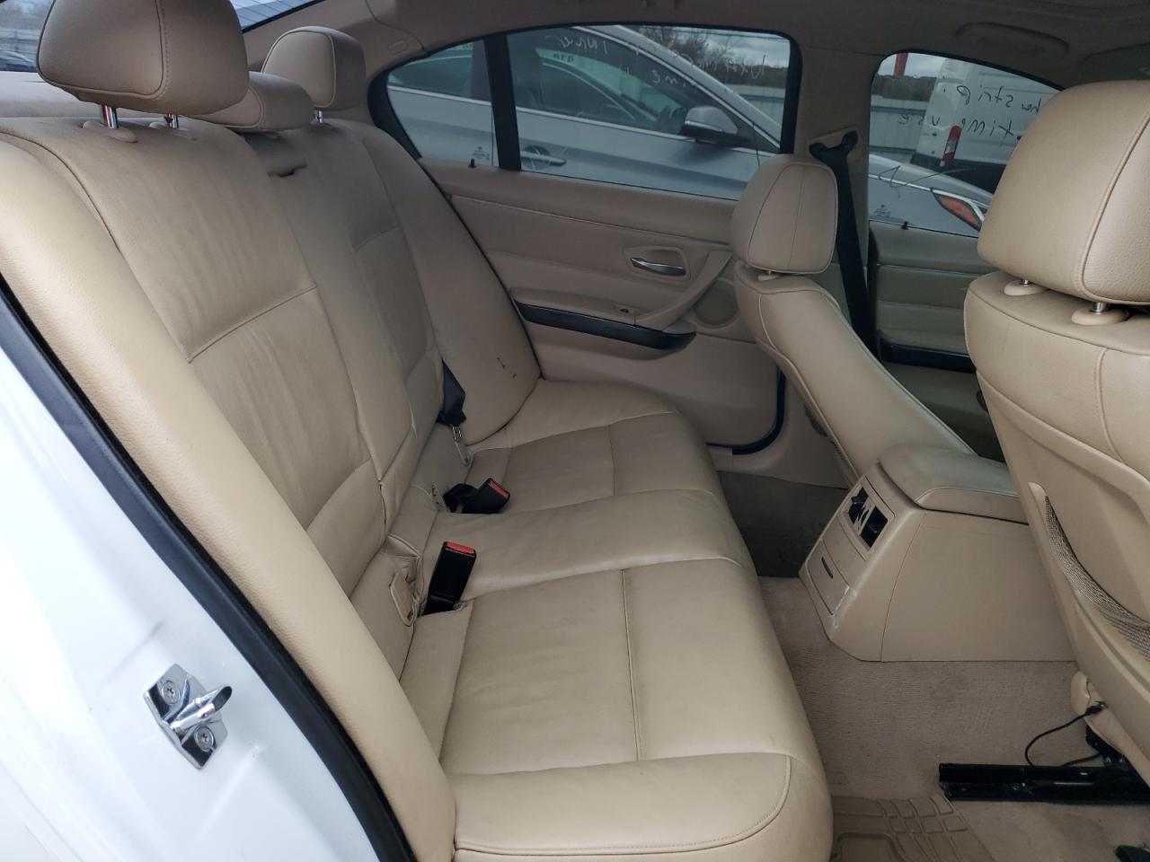 WBAVB73537PA86664 2007 BMW 335 I