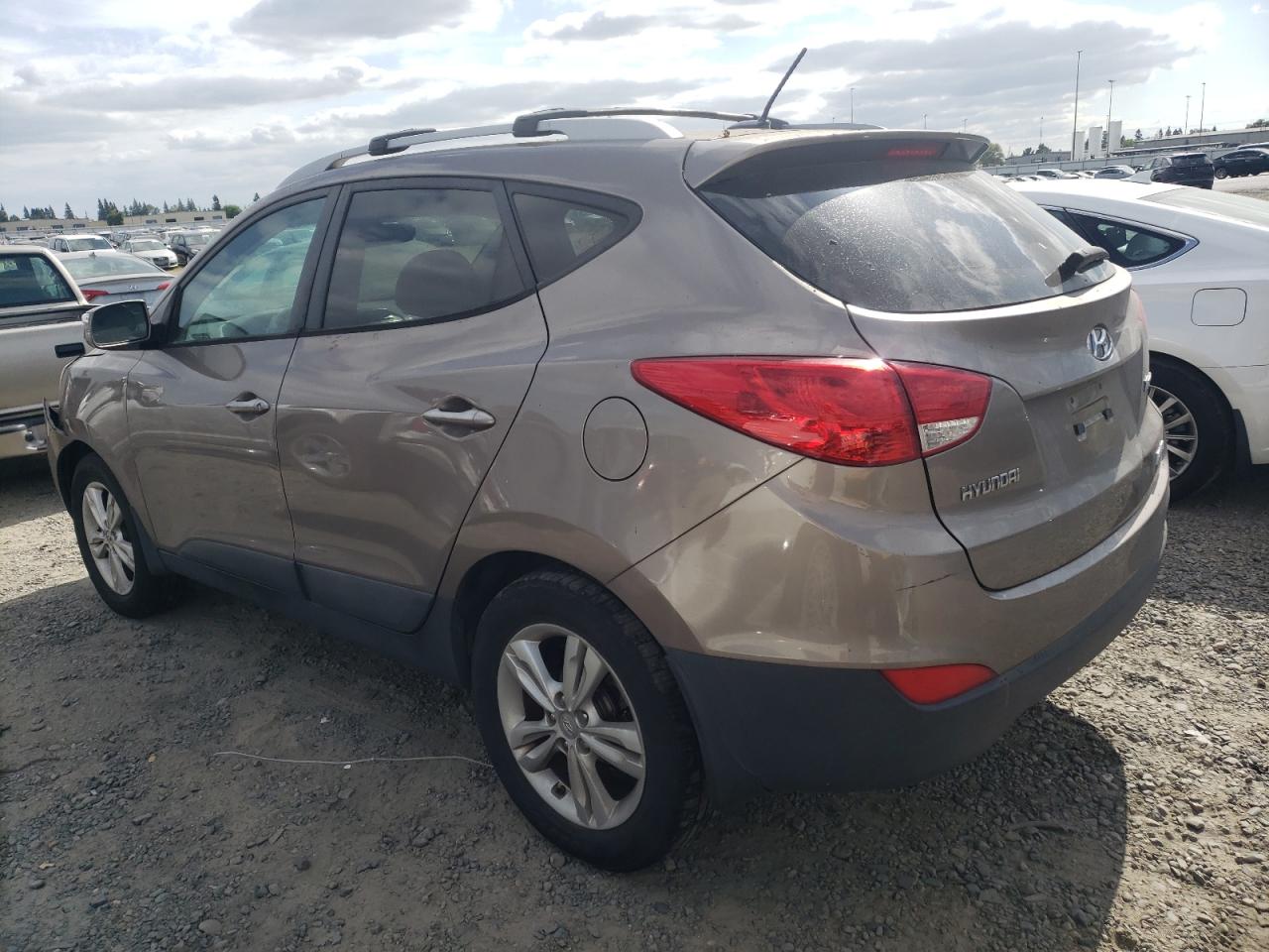 KM8JU3AC4DU683687 2013 Hyundai Tucson Gls