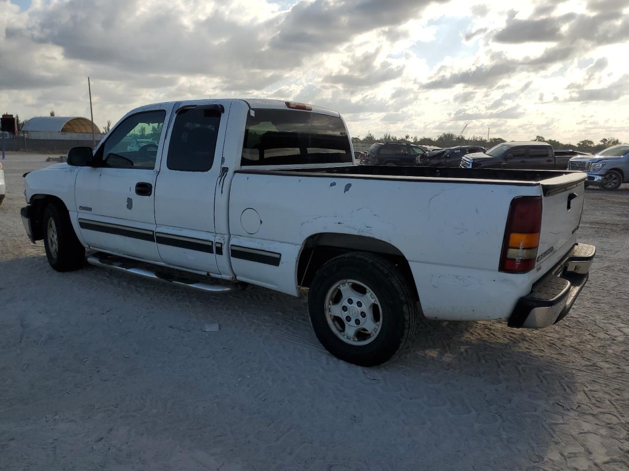 2GCEC19W411368679 2001 Chevrolet Silverado C1500