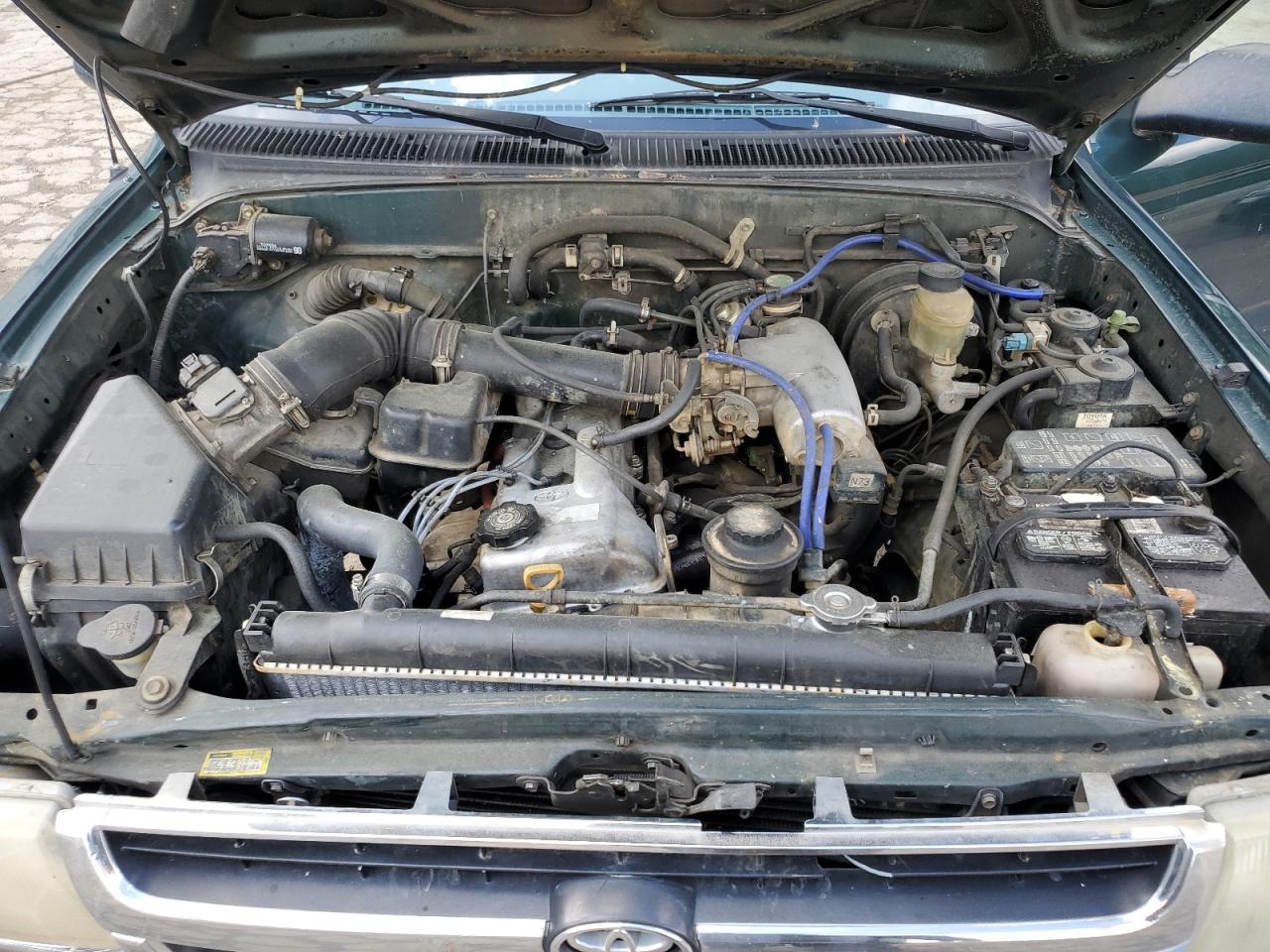 4TANL42N3YZ590548 2000 Toyota Tacoma