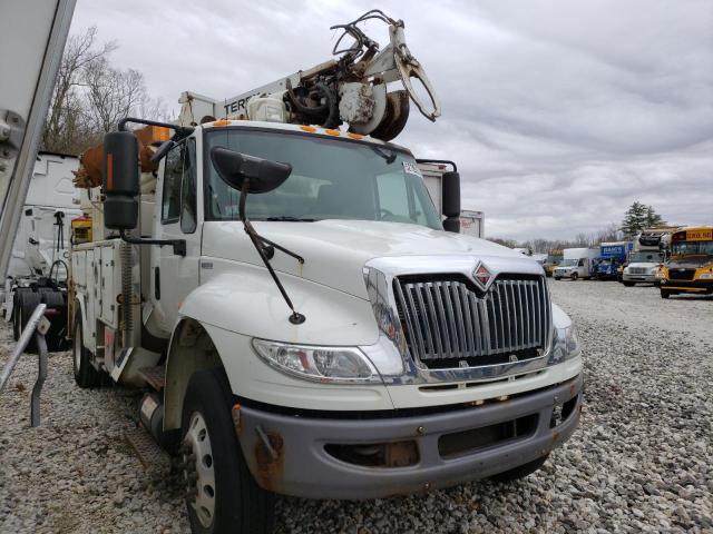 Lot #2535371818 2011 INTERNATIONAL 4000 4400 salvage car