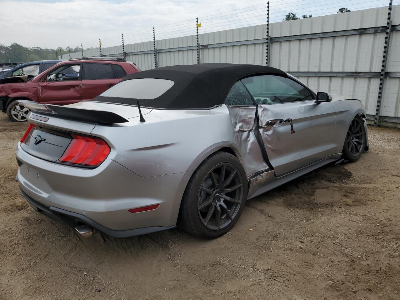 2020 Ford Mustang vin: 1FATP8UH0L5168547