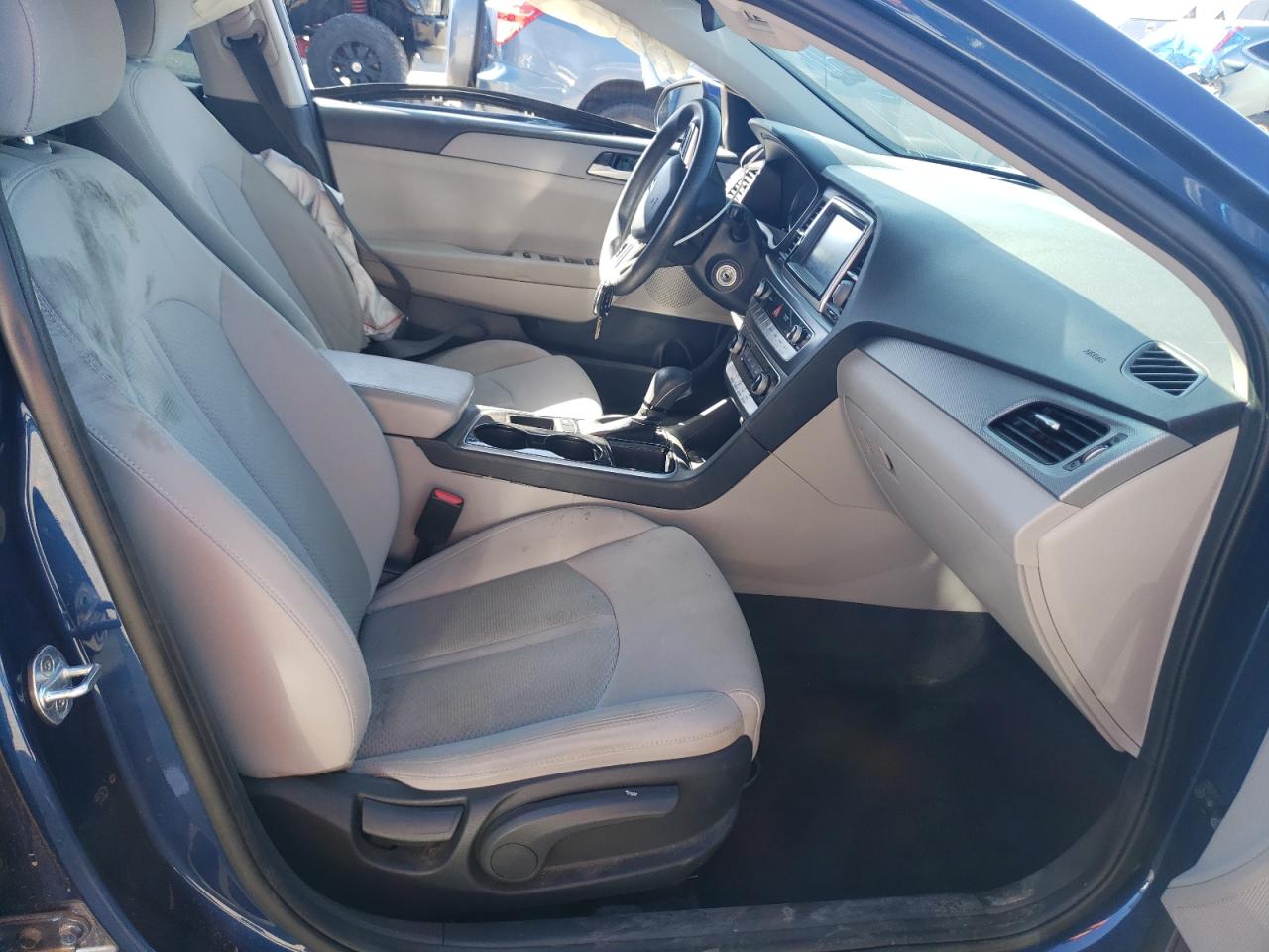 2018 Hyundai Sonata Se vin: 5NPE24AF2JH610173