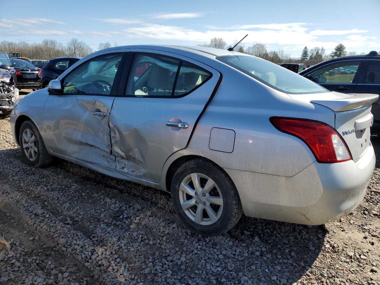 3N1CN7AP8DL820924 2013 Nissan Versa S