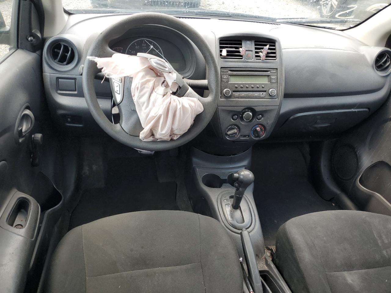 3N1CN7AP8FL820697 2015 Nissan Versa S