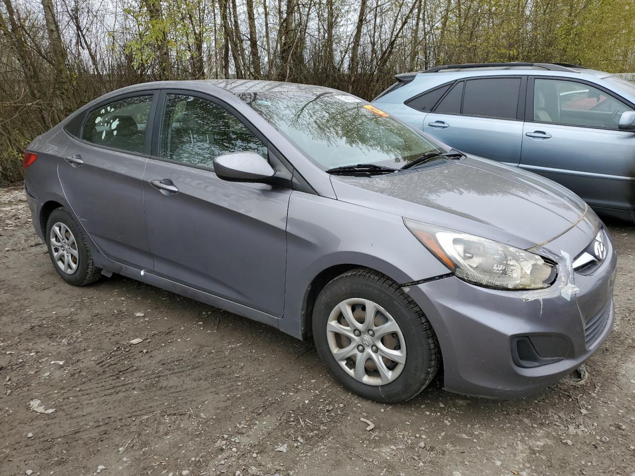 2014 Hyundai Accent Gls vin: KMHCT4AEXEU700447