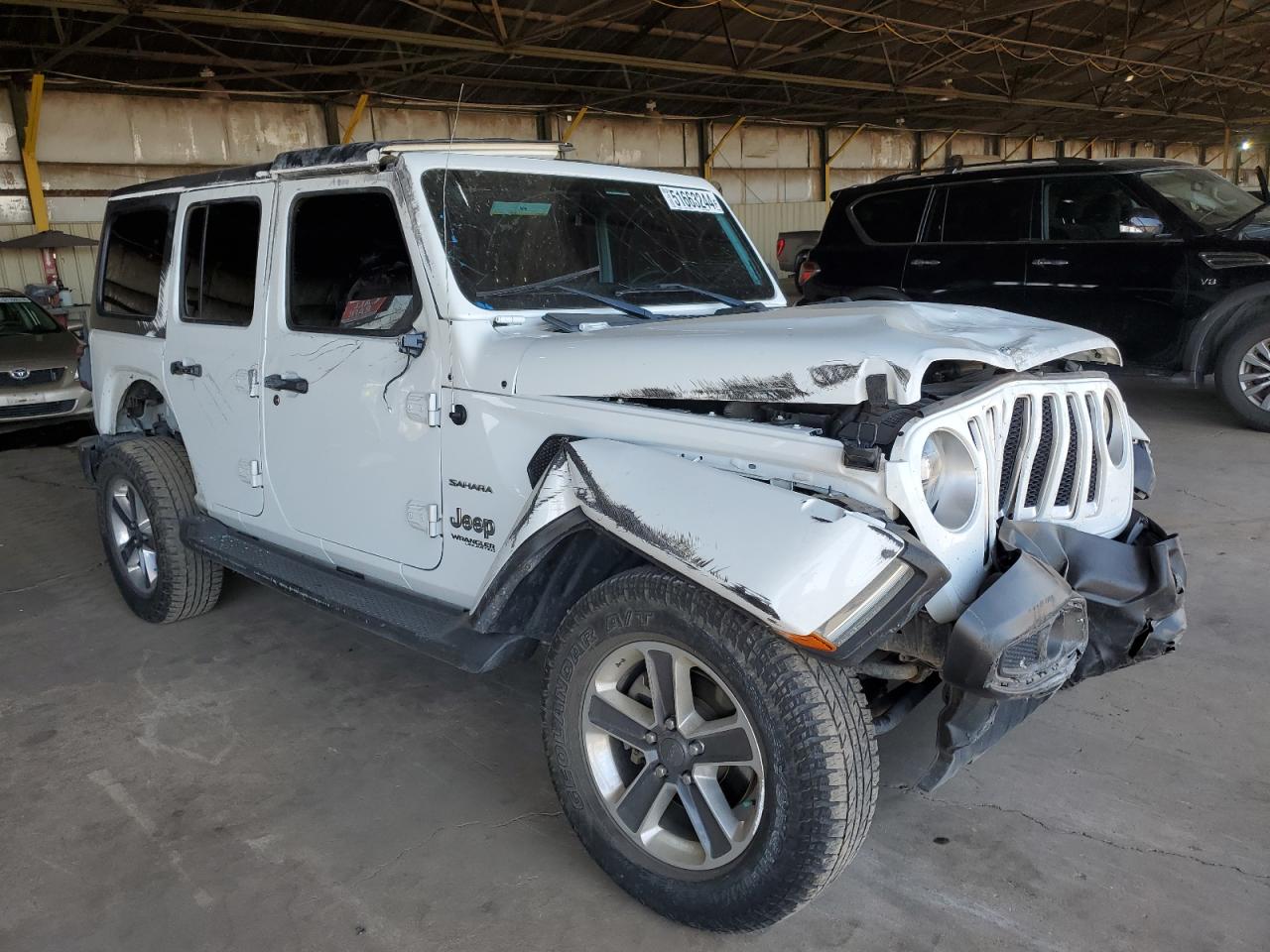 1C4HJXEG6JW254454 2018 Jeep Wrangler Unlimited Sahara