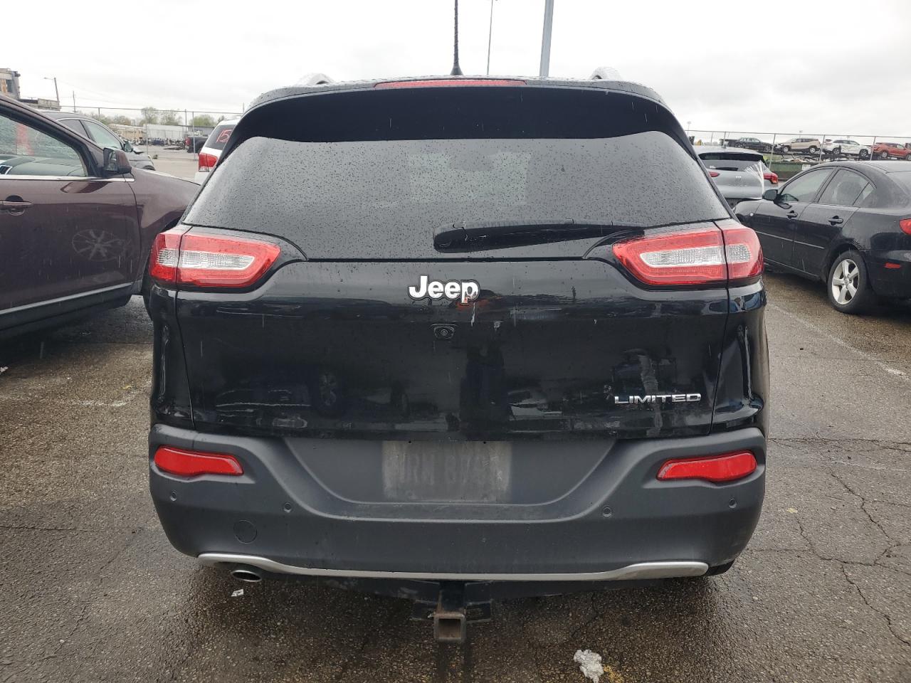 2018 Jeep Cherokee Limited vin: 1C4PJLDB5JD568215