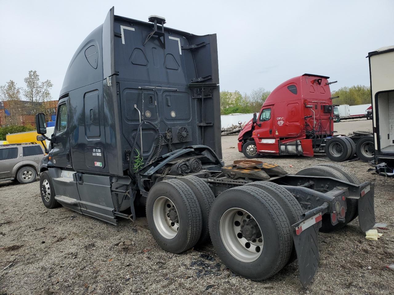 1FUJGLDR4JLJK3335 2018 Freightliner Cascadia 125