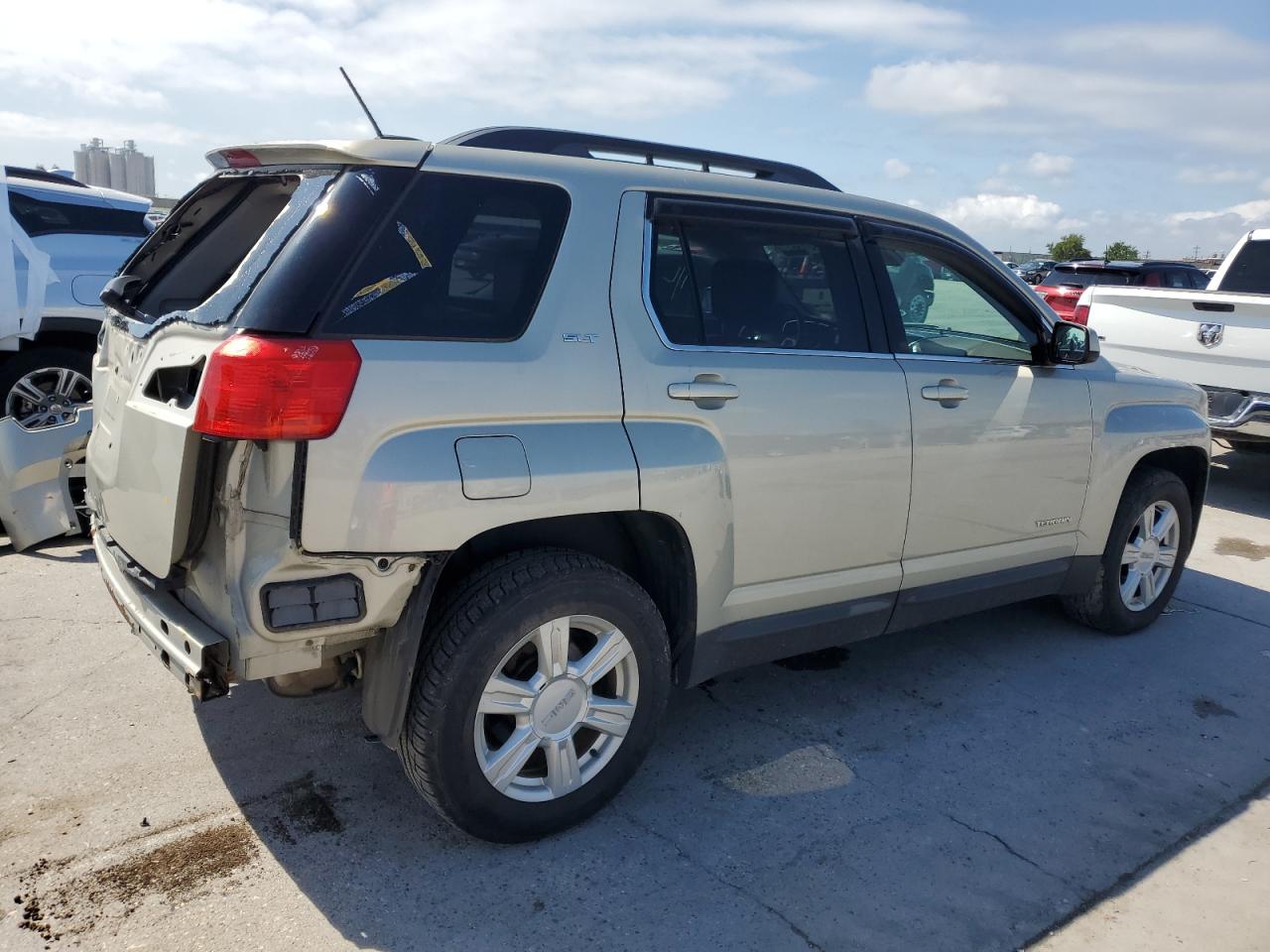 2GKALSEK8F6278070 2015 GMC Terrain Slt