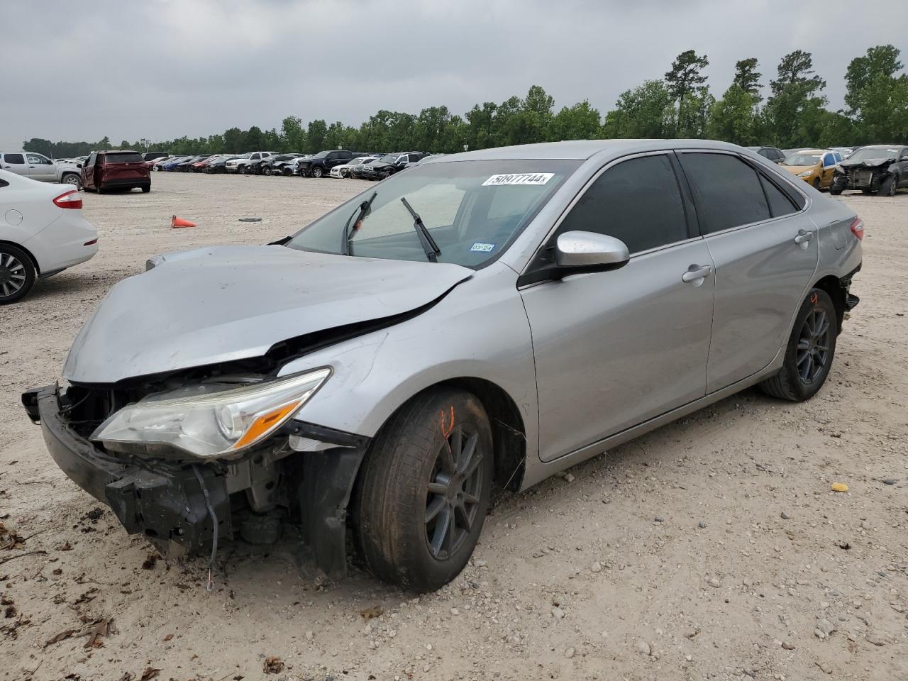 2016 Toyota Camry Le vin: 4T1BF1FK4GU117696