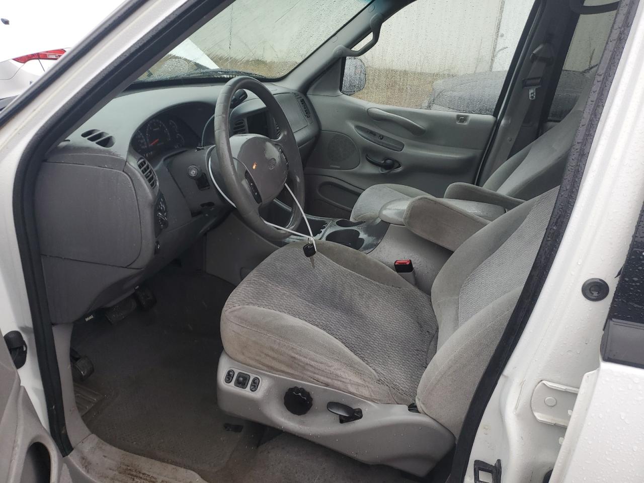 1FMRU1764XLA01717 1999 Ford Expedition