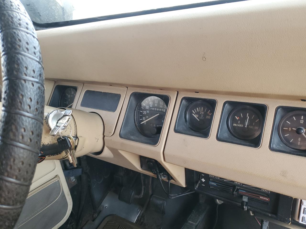 2J4FY49TXLJ524265 1990 Jeep Wrangler / Yj Sahara