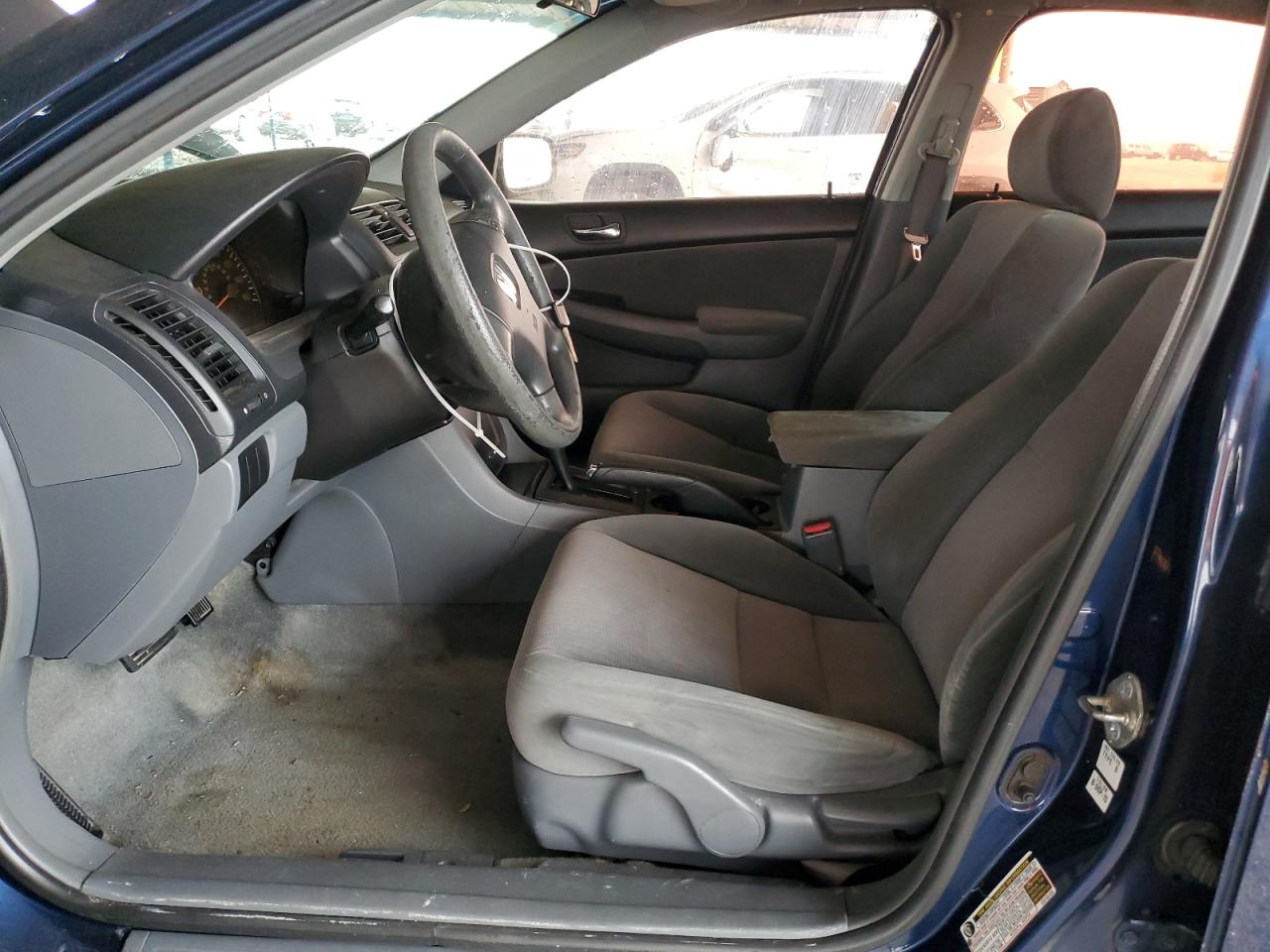 3HGCM56384G706698 2004 Honda Accord Lx