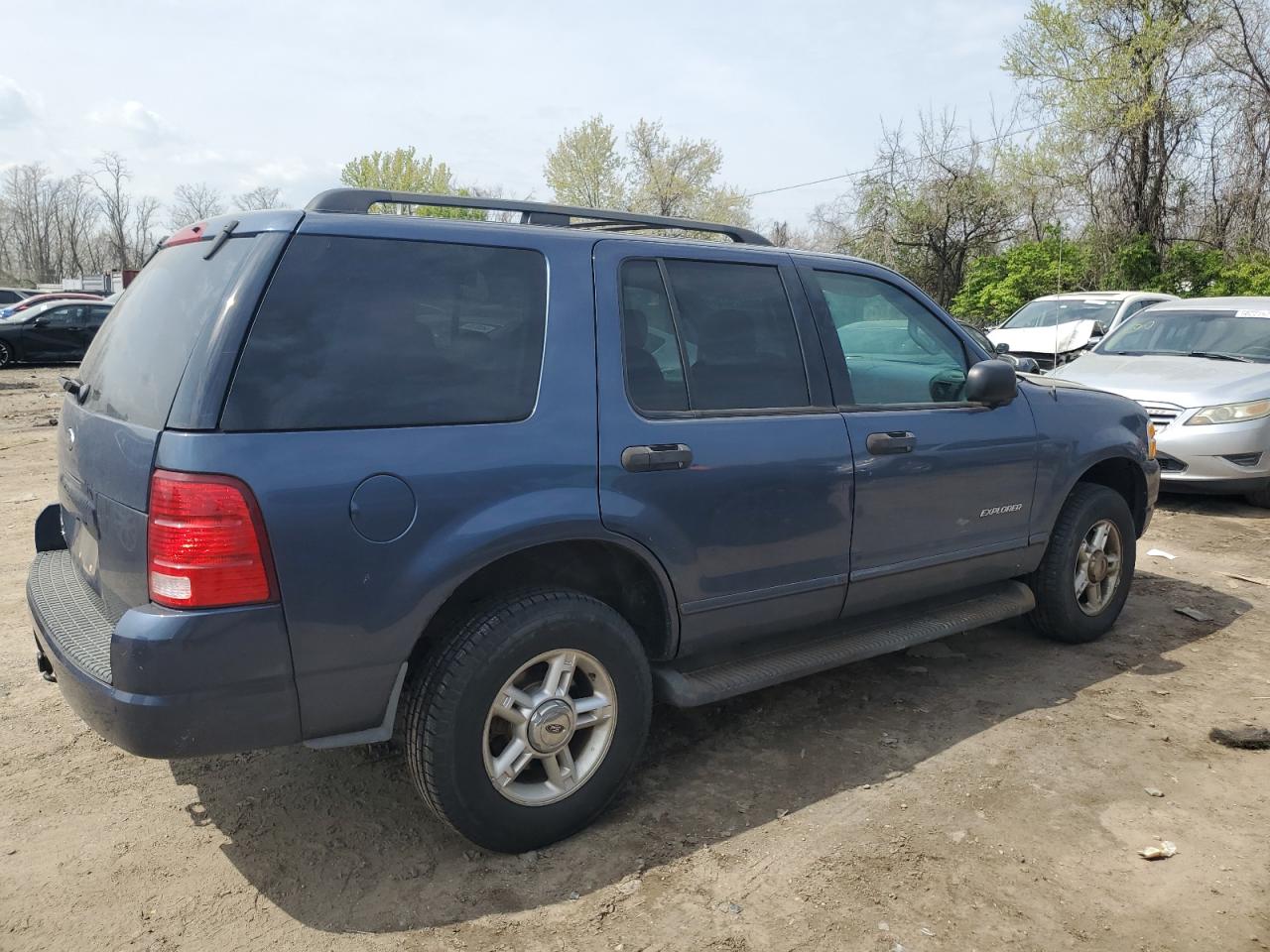 1FMZU73K74UA86659 2004 Ford Explorer Xlt