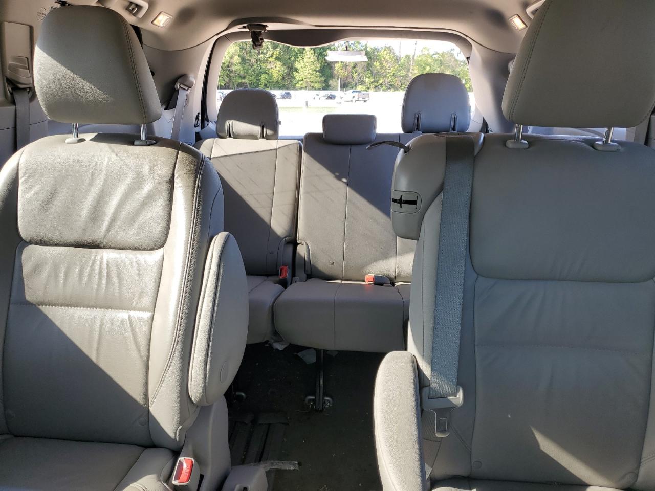 2019 Toyota Sienna Xle vin: 5TDYZ3DC2KS981401