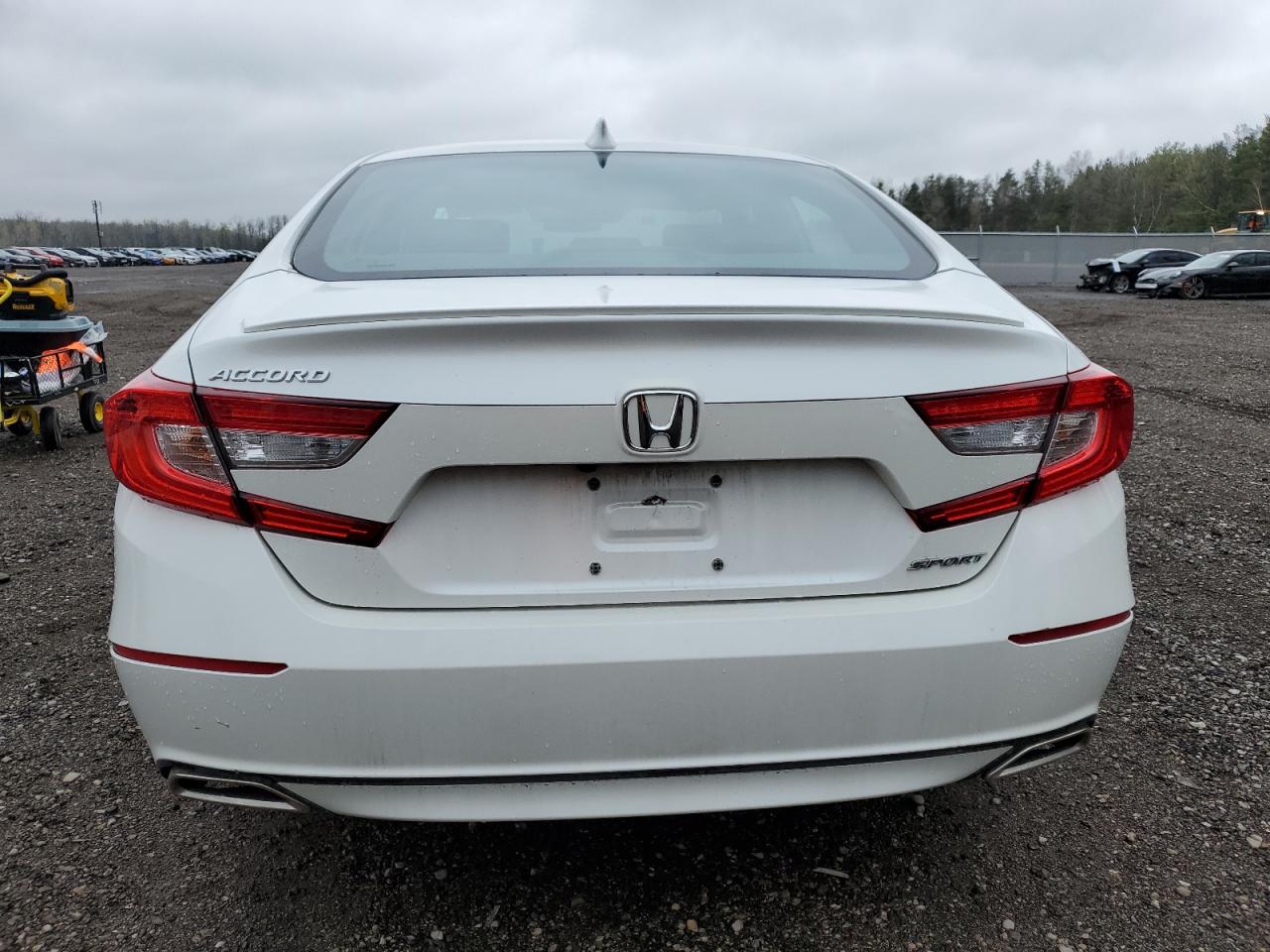 1HGCV1F34JA803817 2018 Honda Accord Sport