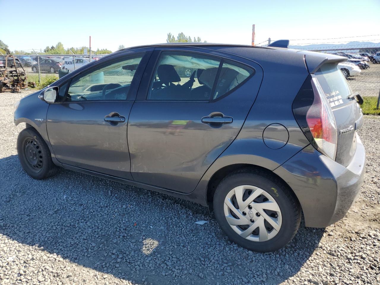 JTDKDTB32F1110640 2015 Toyota Prius C