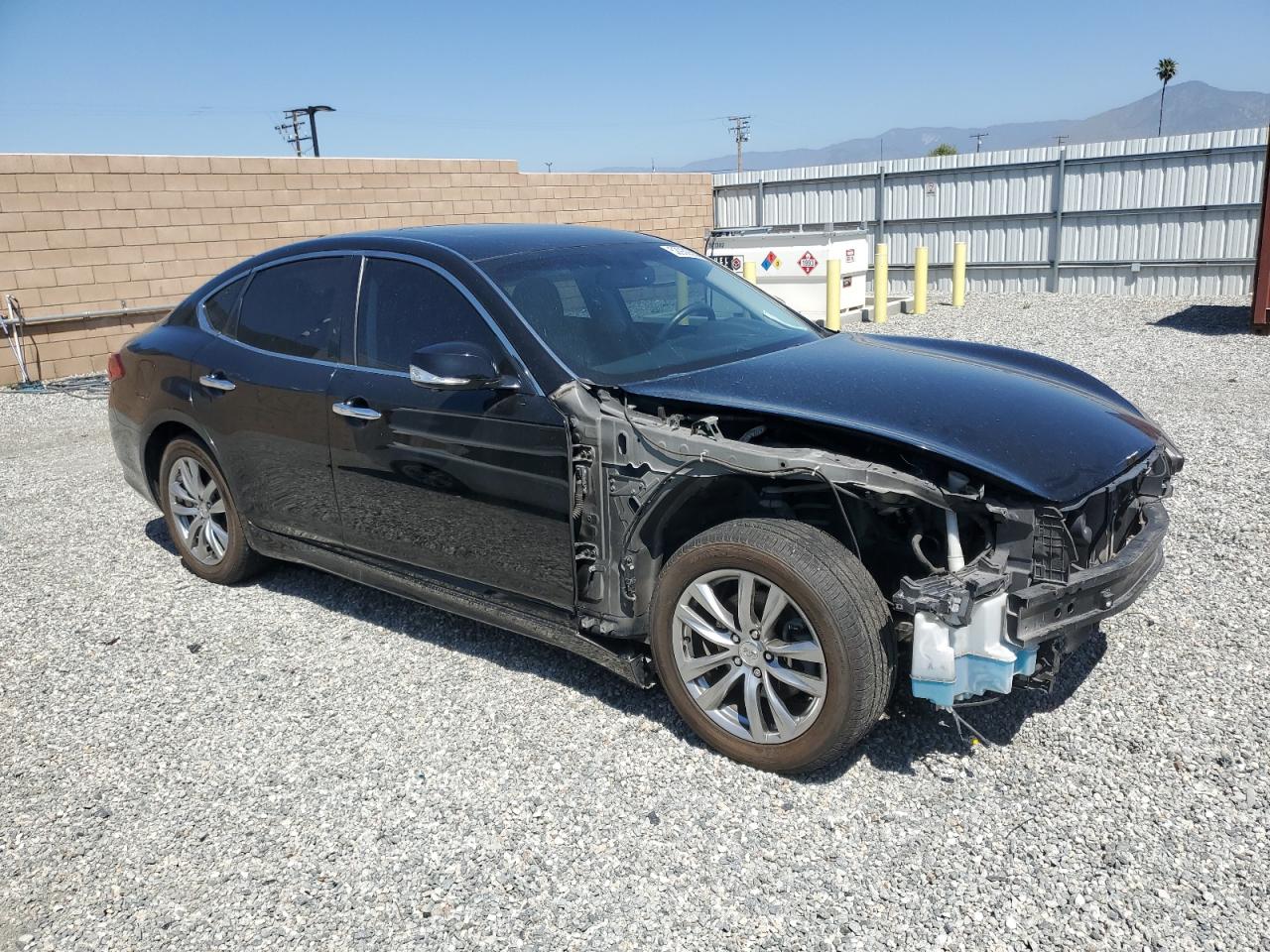 2015 Infiniti Q70 3.7 vin: JN1BY1AP5FM540046