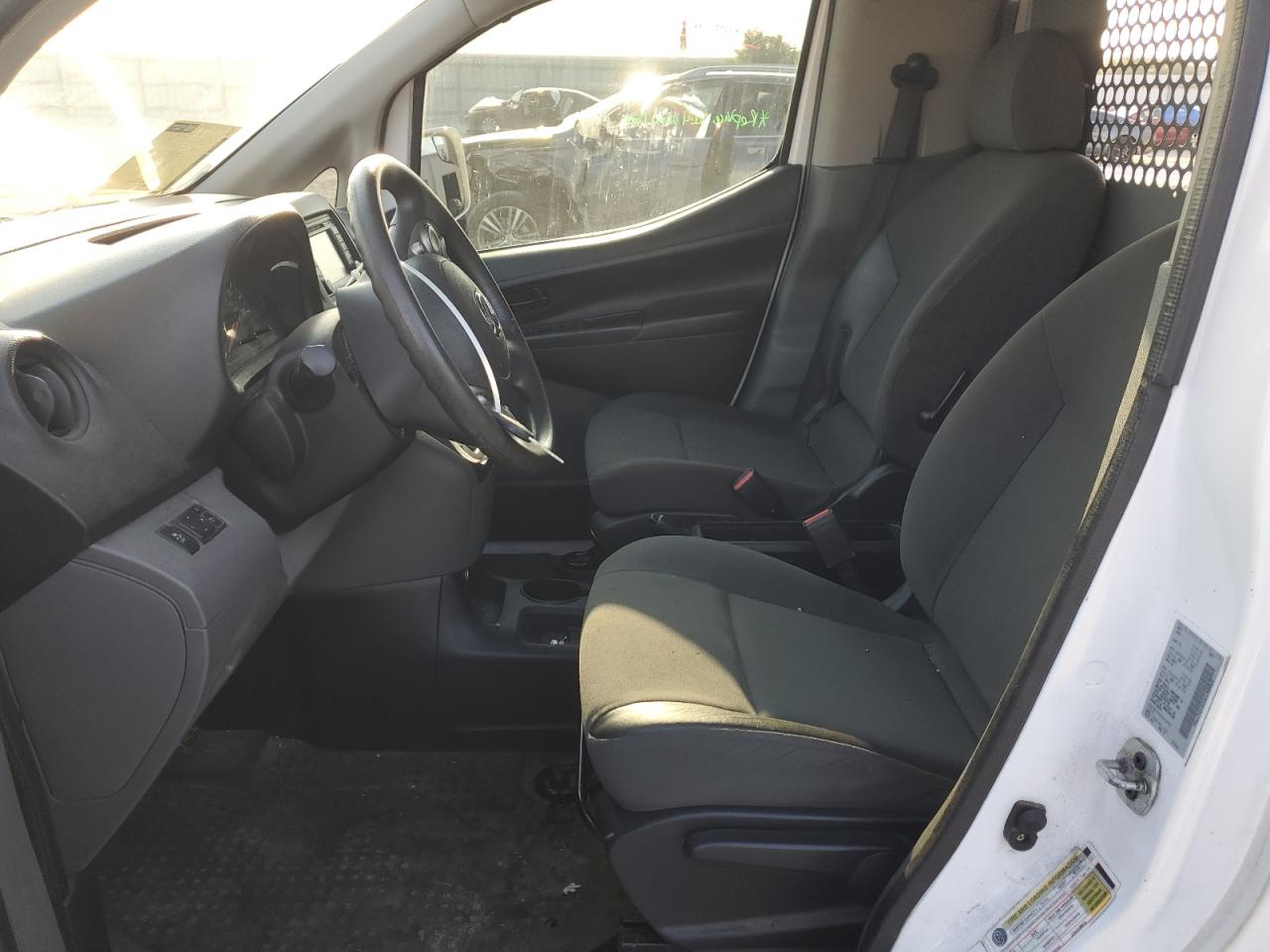 3N6CM0KN0HK694863 2017 Nissan Nv200 2.5S