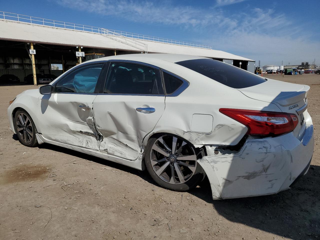 2016 Nissan Altima 2.5 vin: 1N4AL3AP4GC236092