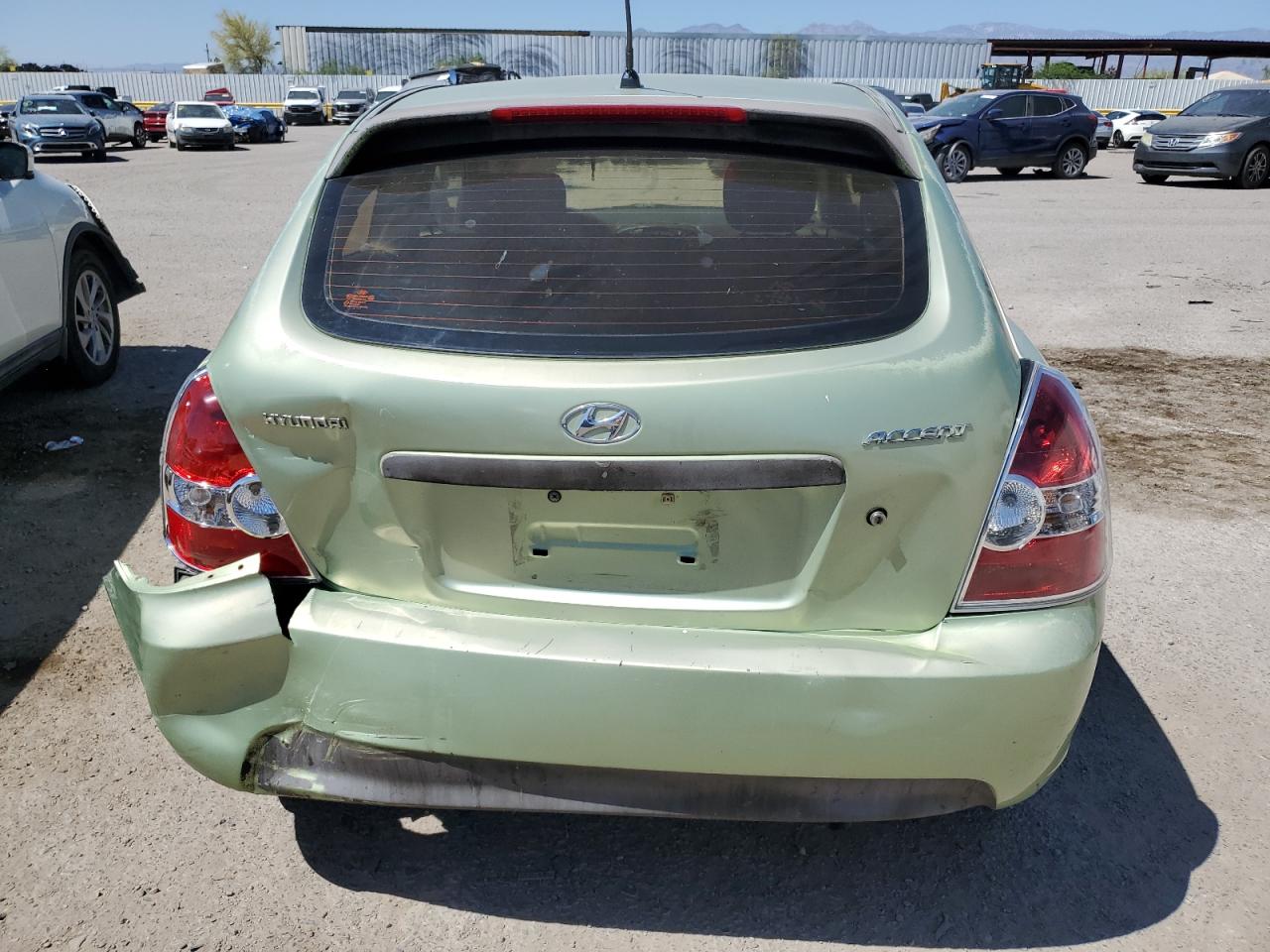 KMHCM36C77U017123 2007 Hyundai Accent Gs