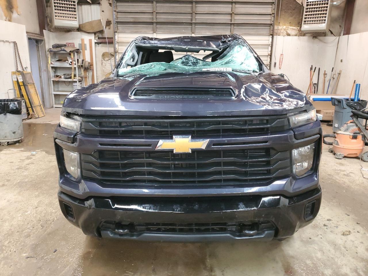 2GC4YME79R1142517 2024 Chevrolet Silverado K2500 Custom