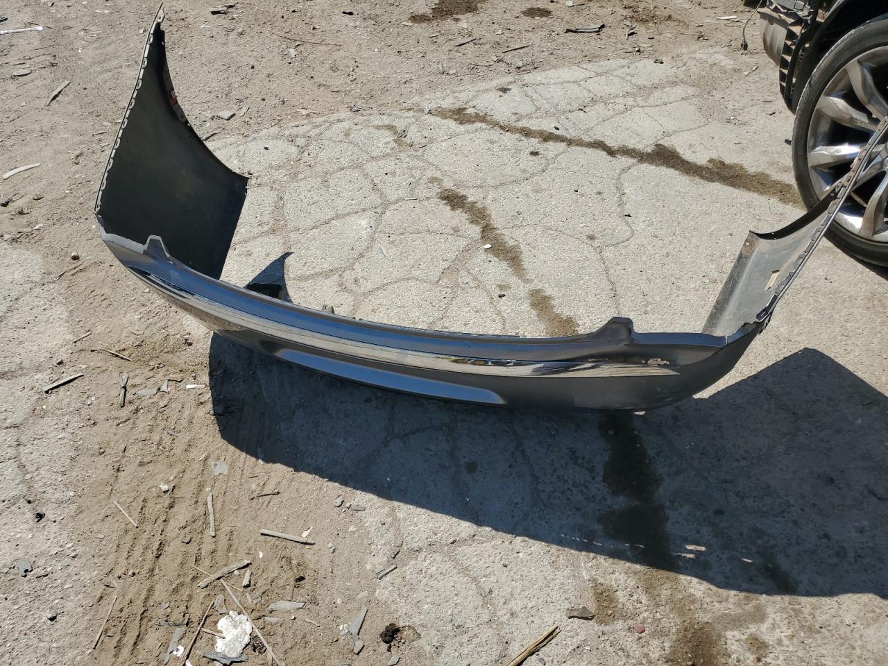 2C3CCAEG9JH145863 2018 Chrysler 300 Limited