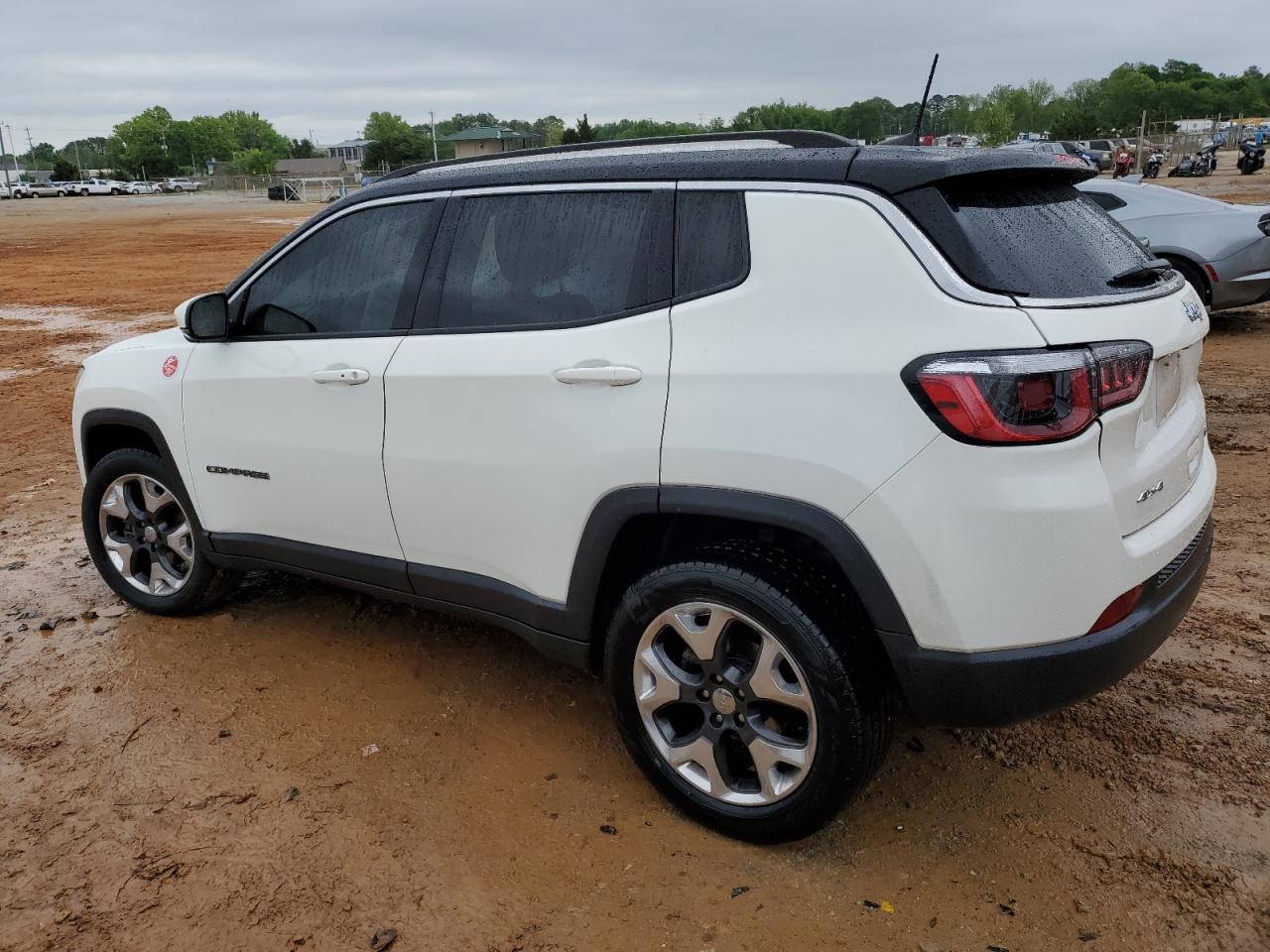 3C4NJDCB2JT481106 2018 Jeep Compass Limited