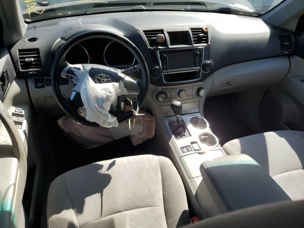 5TDBK3EH3DS234820 2013 Toyota Highlander Base