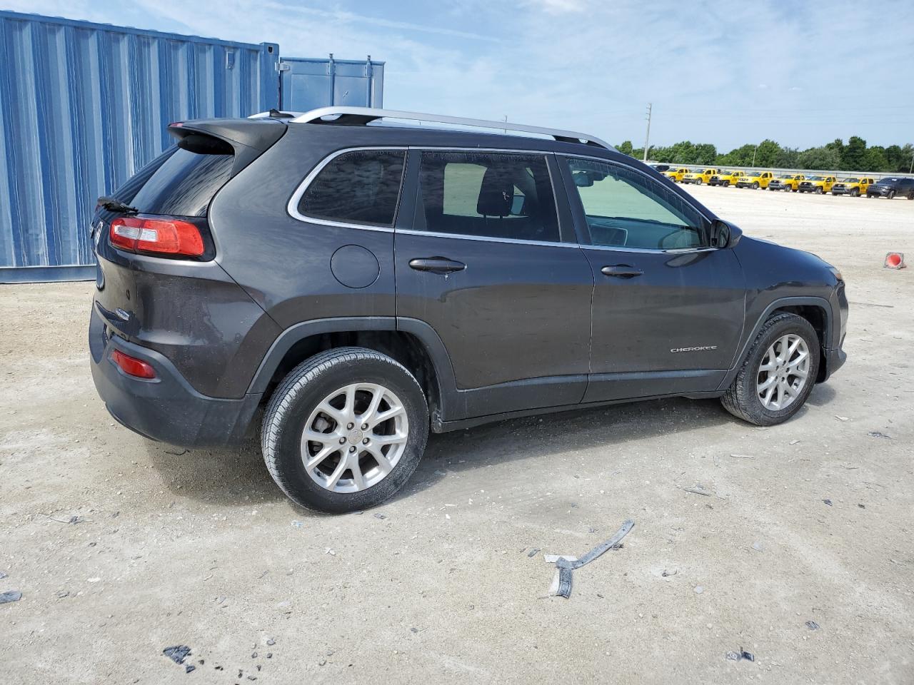 1C4PJLCB3FW627372 2015 Jeep Cherokee Latitude