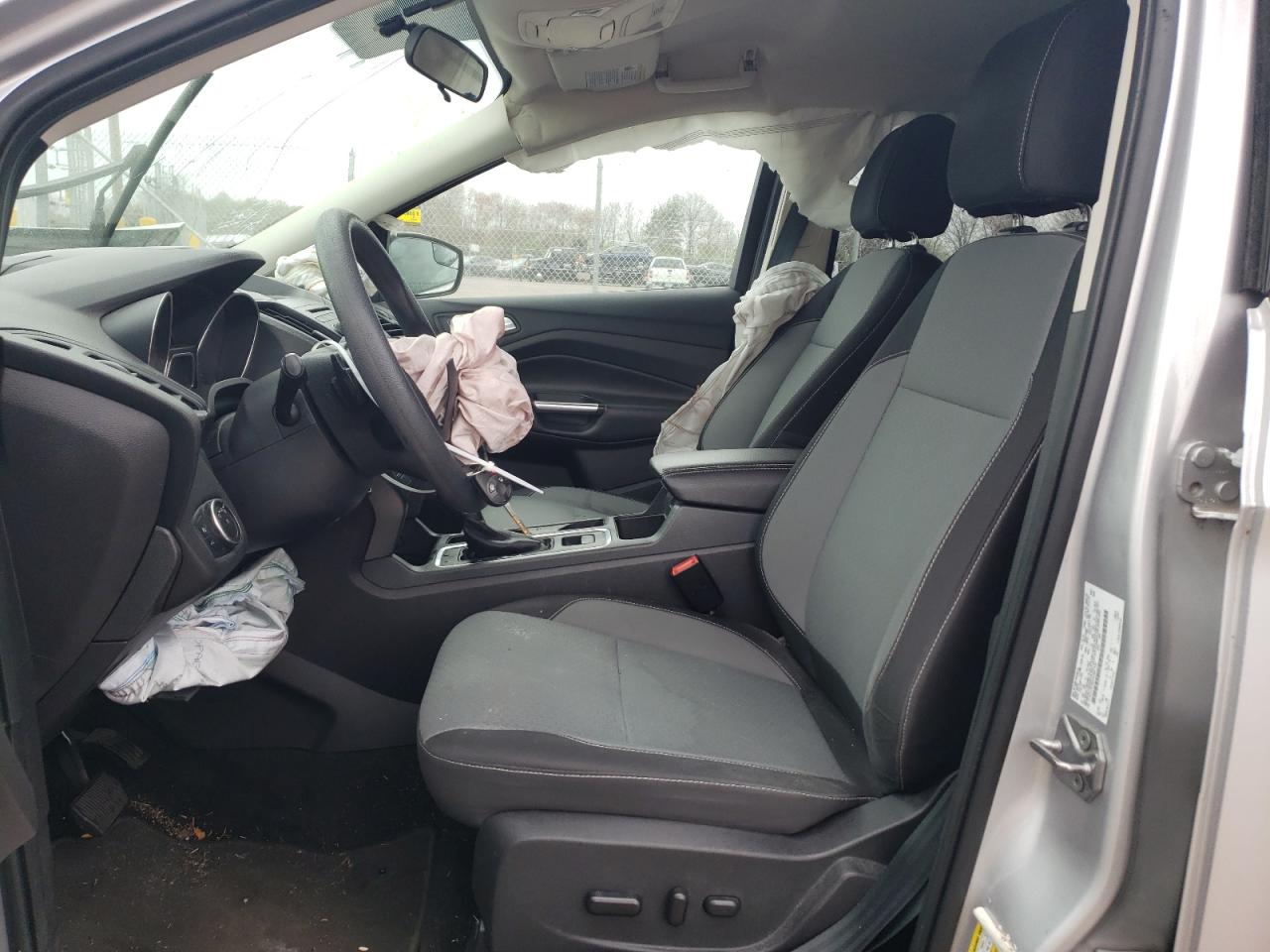 1FMCU9G95HUB67187 2017 Ford Escape Se