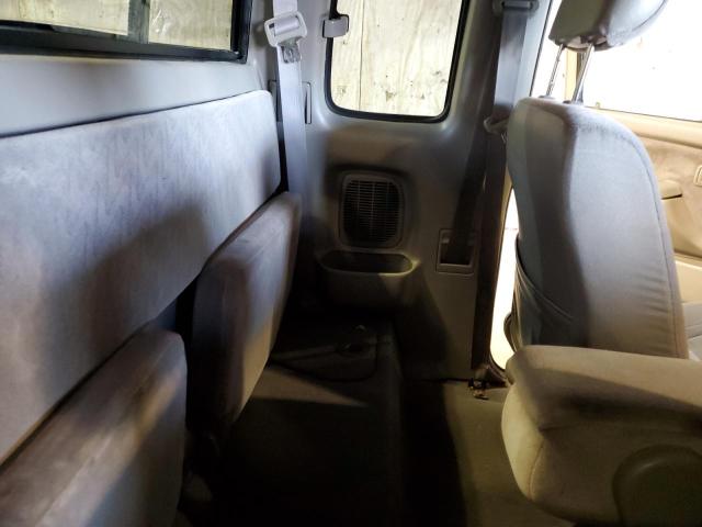 2003 Toyota Tacoma - Image 10