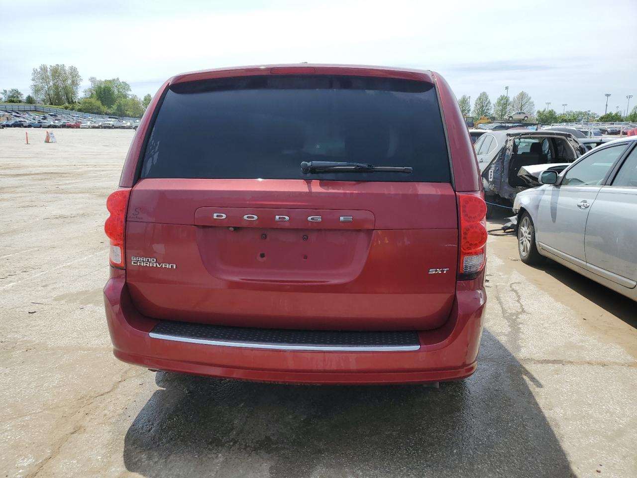 2014 Dodge Grand Caravan Sxt vin: 2C4RDGCGXER422397