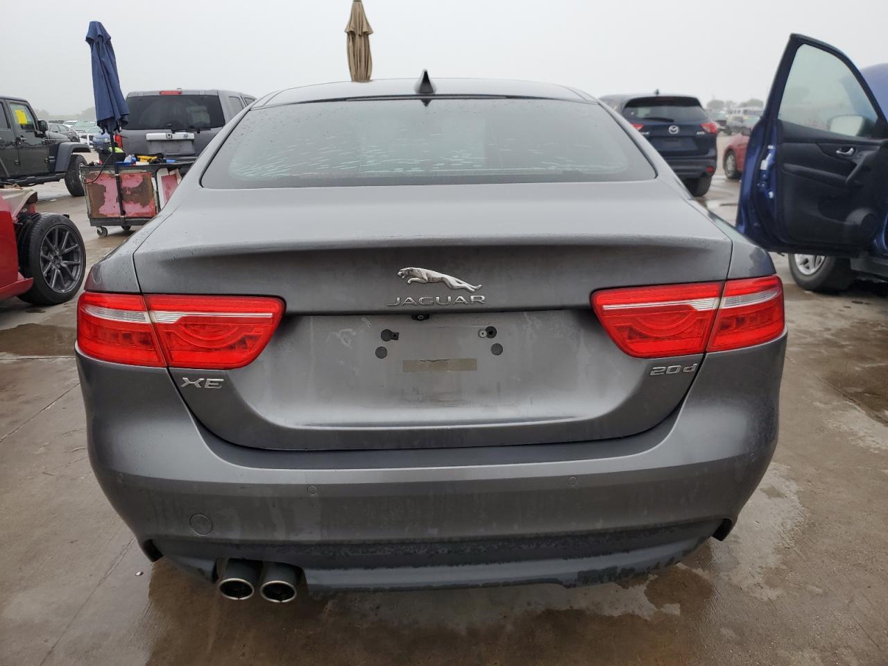 SAJAD4BN2HA968469 2017 Jaguar Xe Premium