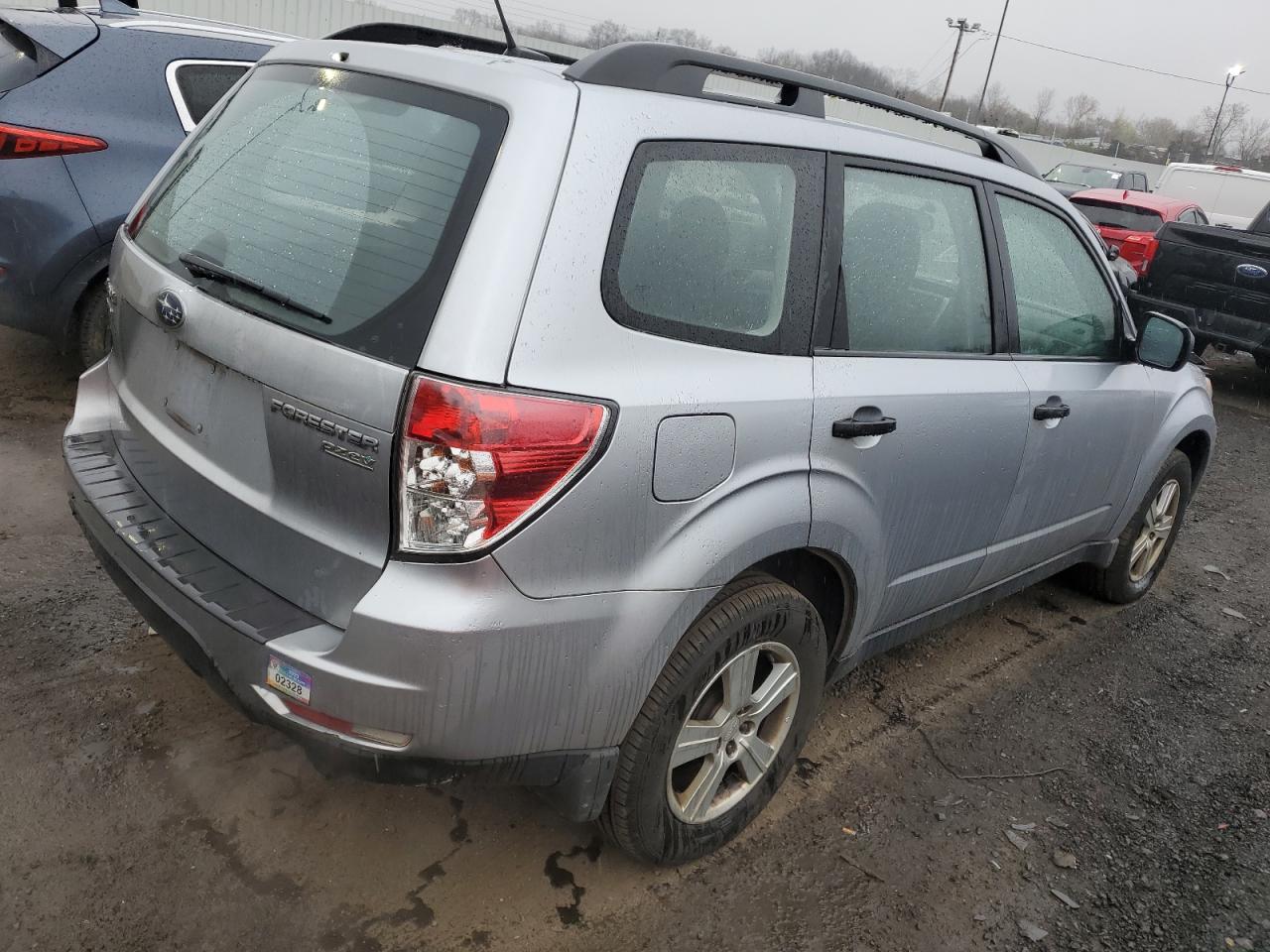 JF2SHABC5DH437693 2013 Subaru Forester 2.5X