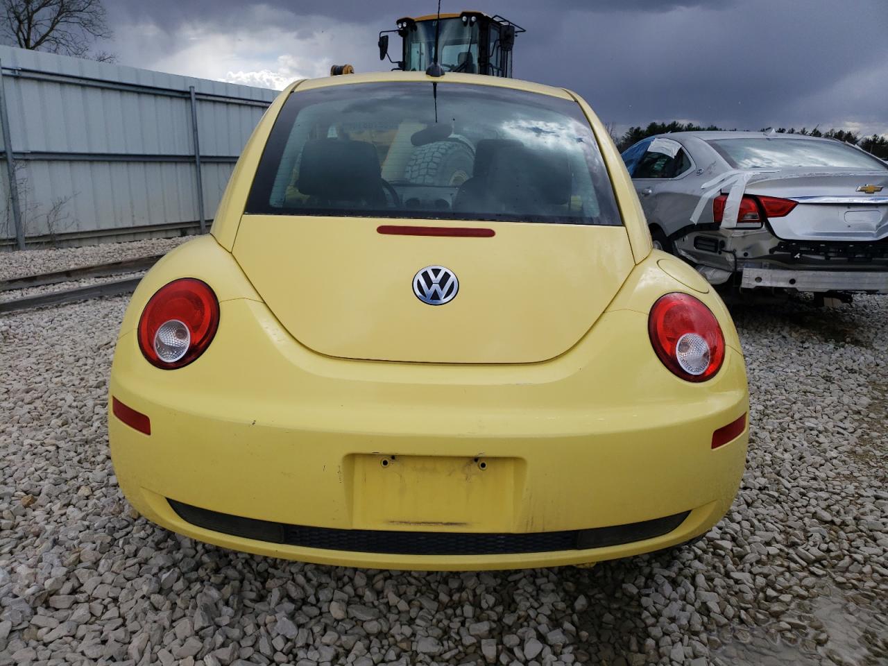 3VWRW31C88M519383 2008 Volkswagen New Beetle S