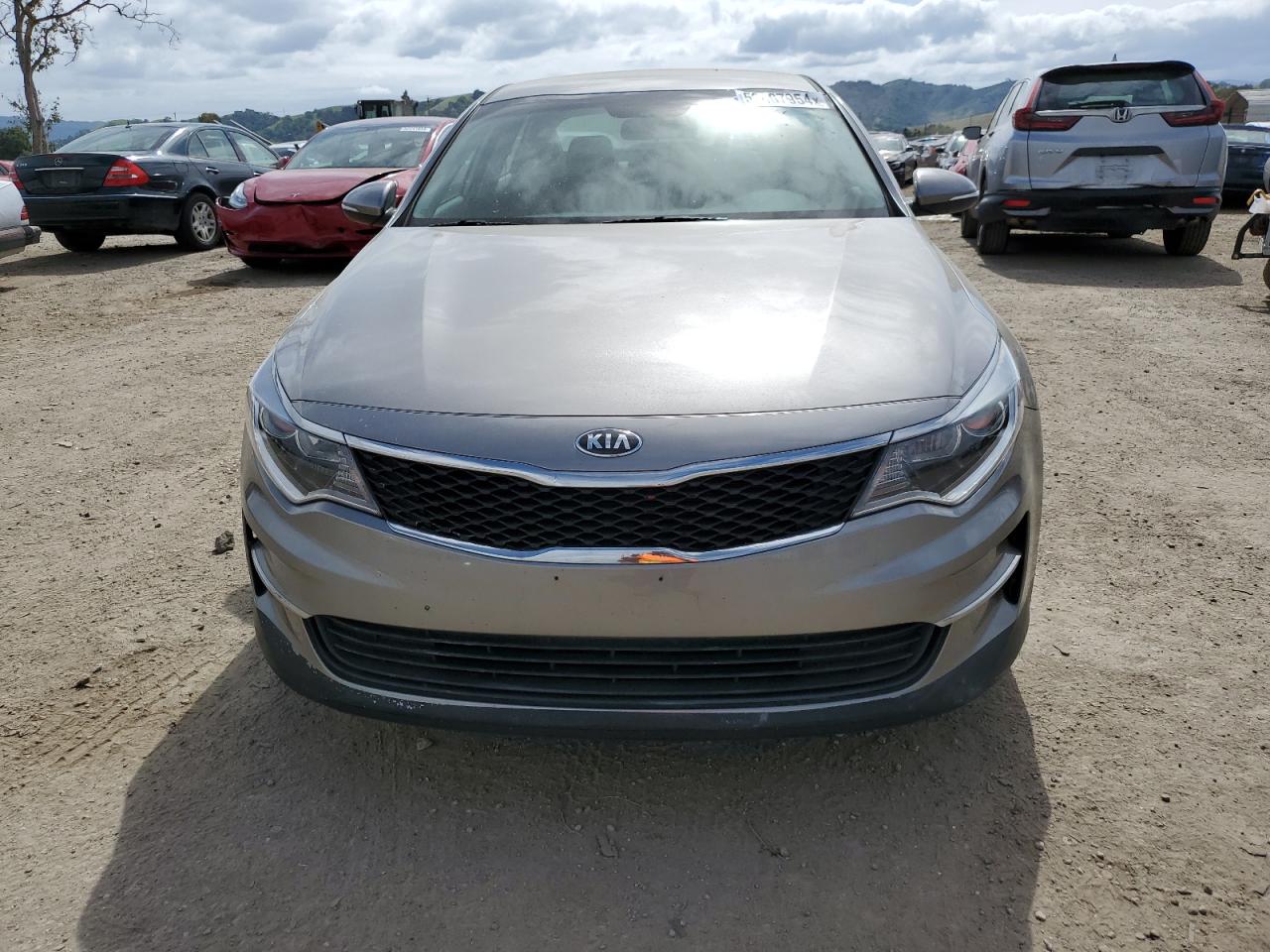 2016 Kia Optima Lx vin: 5XXGT4L38GG064928