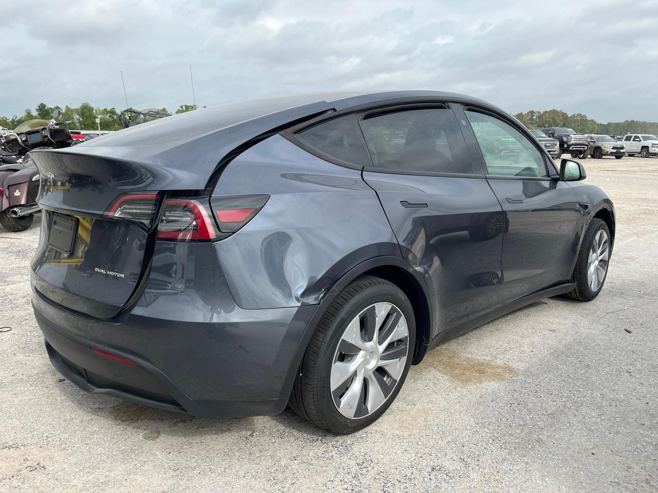 7SAYGDEEXPA167004 2023 Tesla Model Y