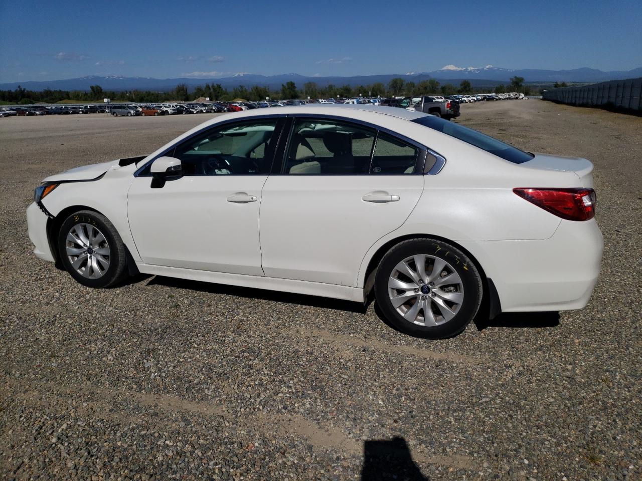 2015 Subaru Legacy 2.5I Premium vin: 4S3BNAH65F3033916