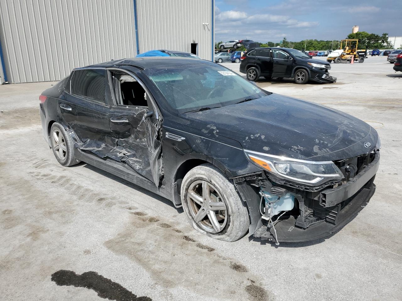 5XXGT4L36LG451360 2020 Kia Optima Lx