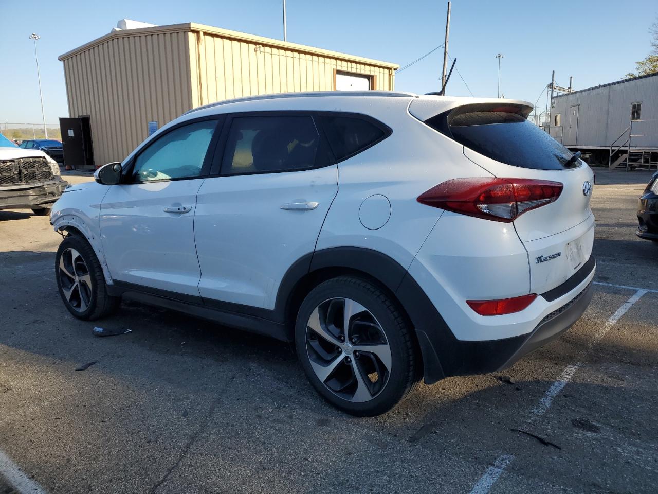 KM8J33A25GU190339 2016 Hyundai Tucson Limited