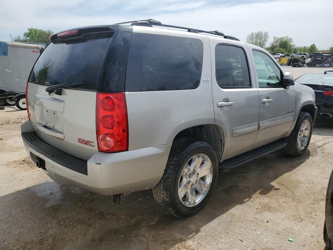 1GKFK13008R114260 2008 GMC Yukon