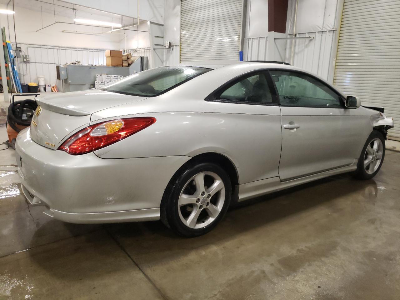 Lot #2510060442 2004 TOYOTA CAMRY SOLA