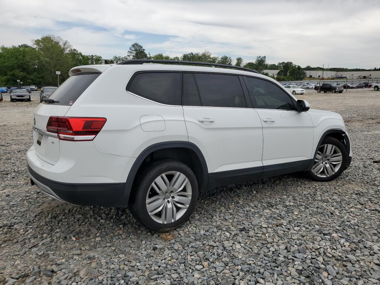 2020 Volkswagen Atlas Se vin: 1V2WR2CA7LC504272