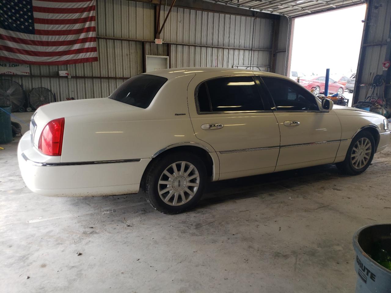 1LNHM81V77Y627771 2007 Lincoln Town Car Signature