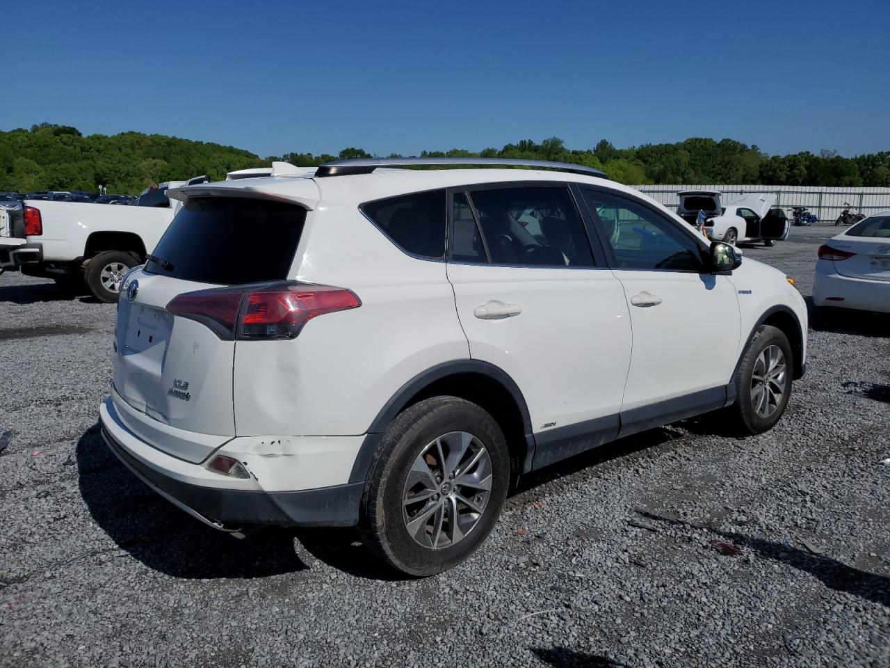 2016 Toyota Rav4 Hv Xle vin: JTMRJREV6GD002531